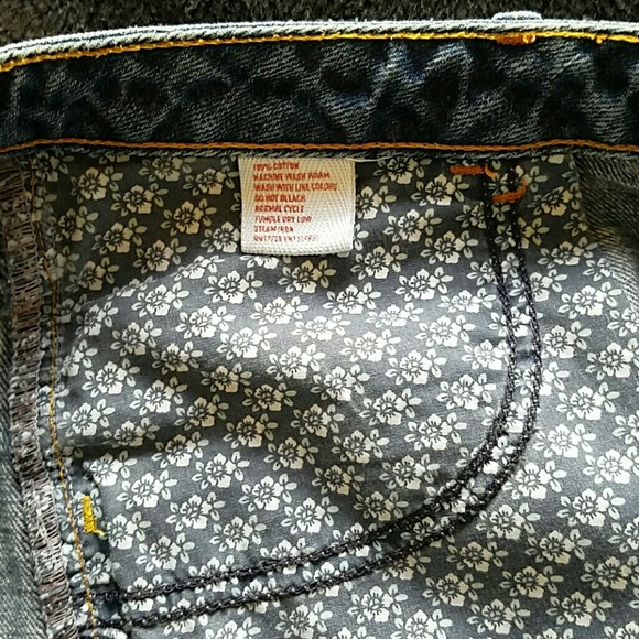 Y2K low-rise jean mini skirt circa 2004 - Picture 5 of 8